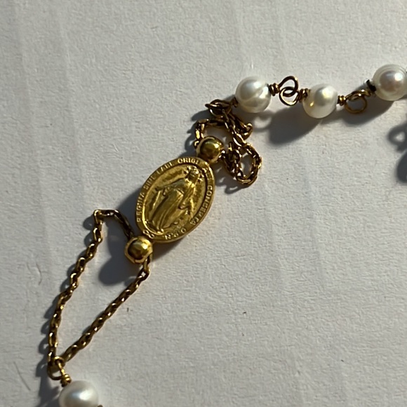 18k gold over .925 rosary style Pearl necklace - Picture 2 of 4